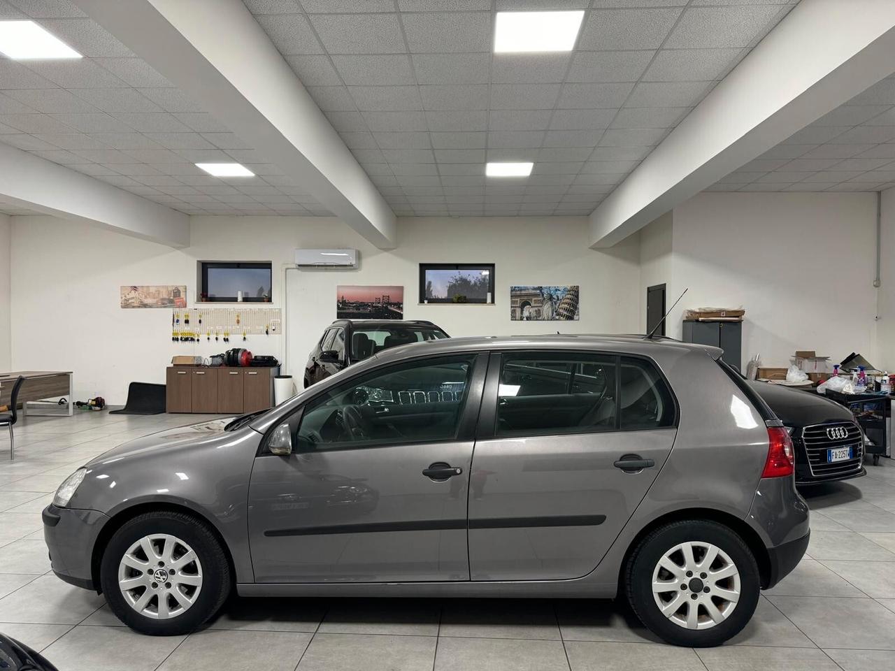 Volkswagen Golf 5 1.9 TDI 105CV 5P COMFORTLINE 2006