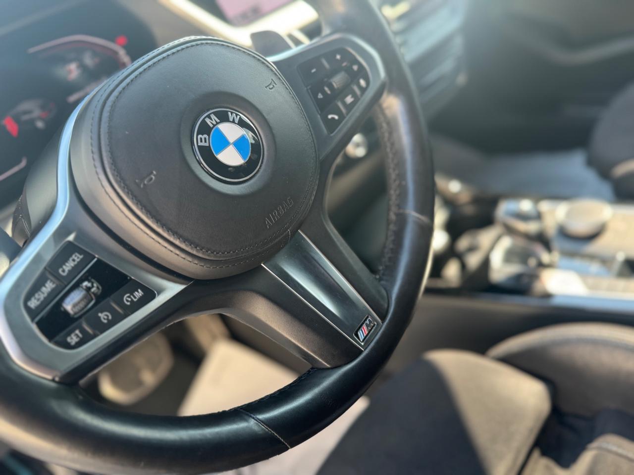 Bmw 118 118d 5p. Msport