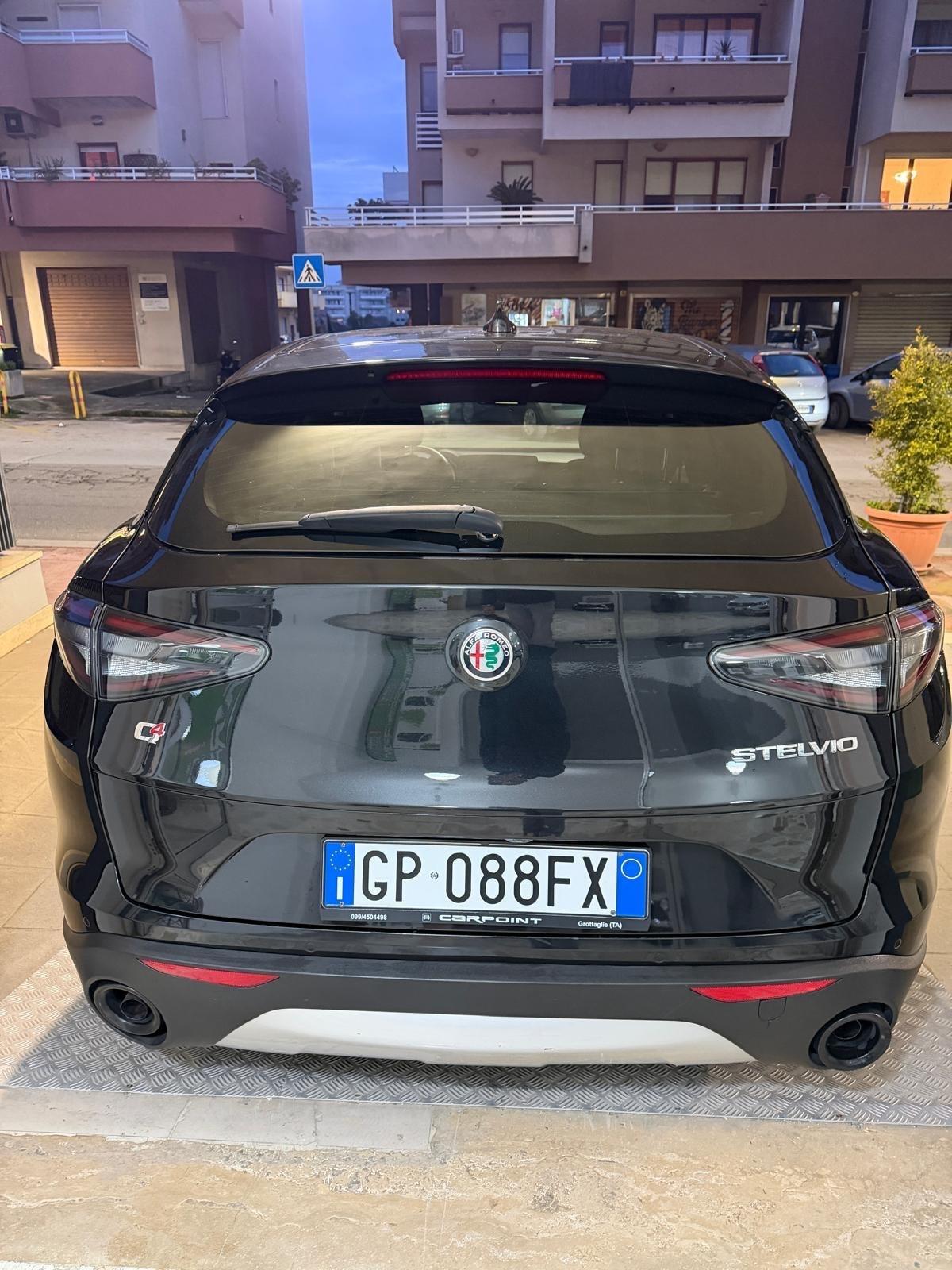 Alfa Romeo Stelvio 2.2 Turbodiesel 210 CV AT8 Q4 Ti