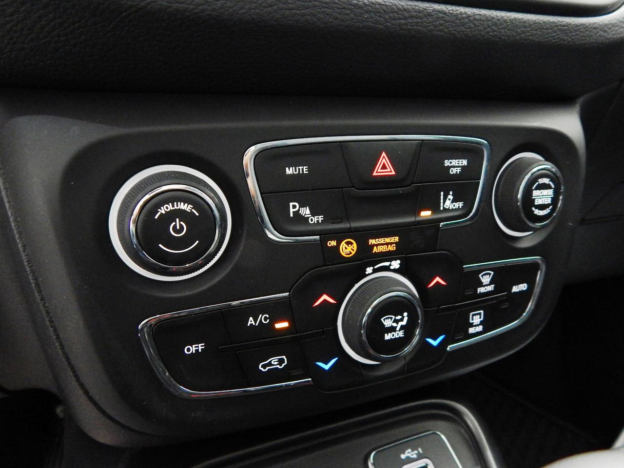 Jeep Compass 2.0 mjt Trailhawk 4WD 170cv Aut. TETTO-NAVI-PELLE