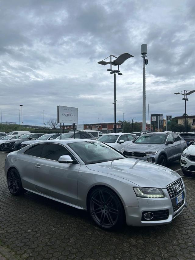 AUDI S5 4.2 V8 quattro