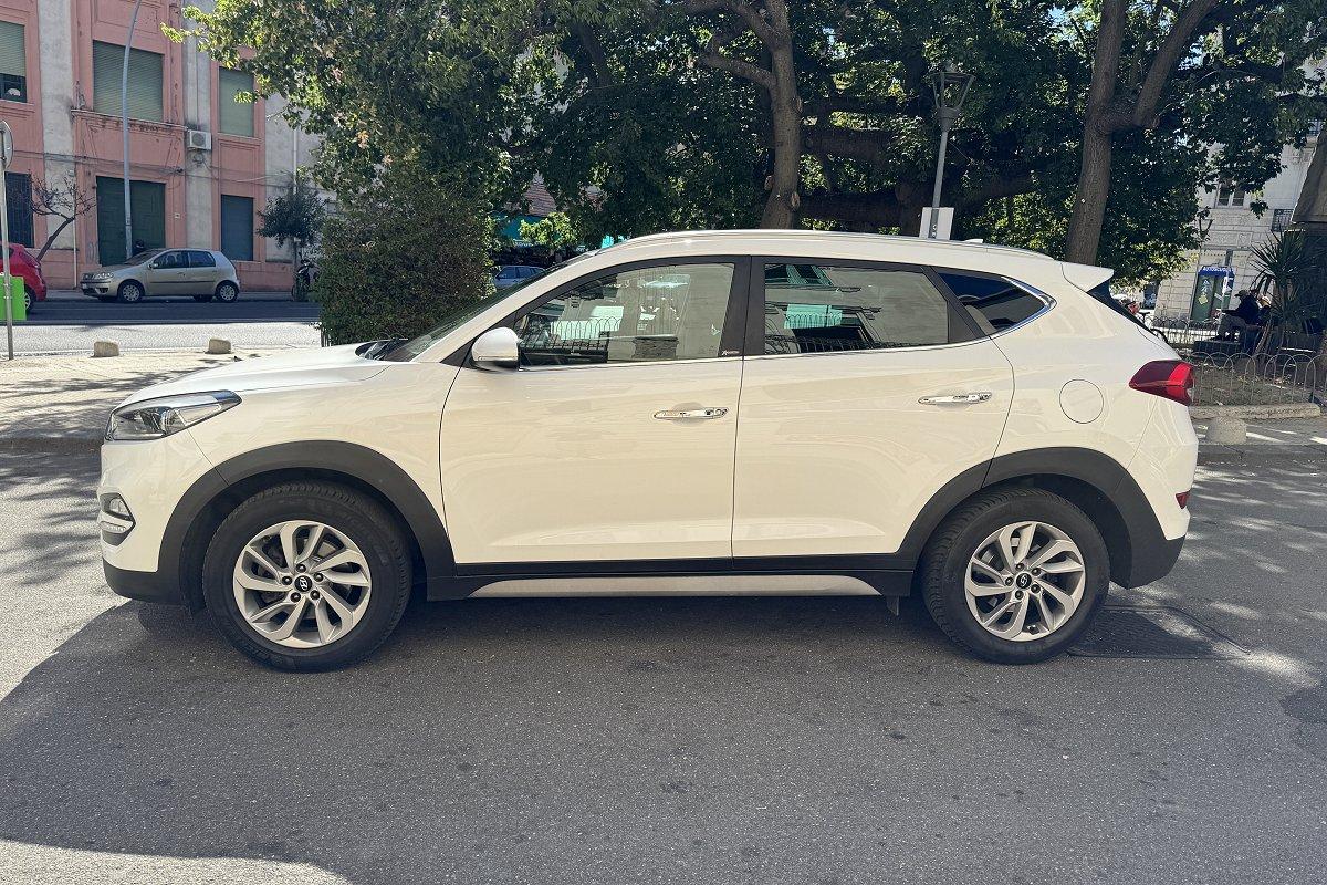 HYUNDAI Tucson 1.7 CRDi XPossible