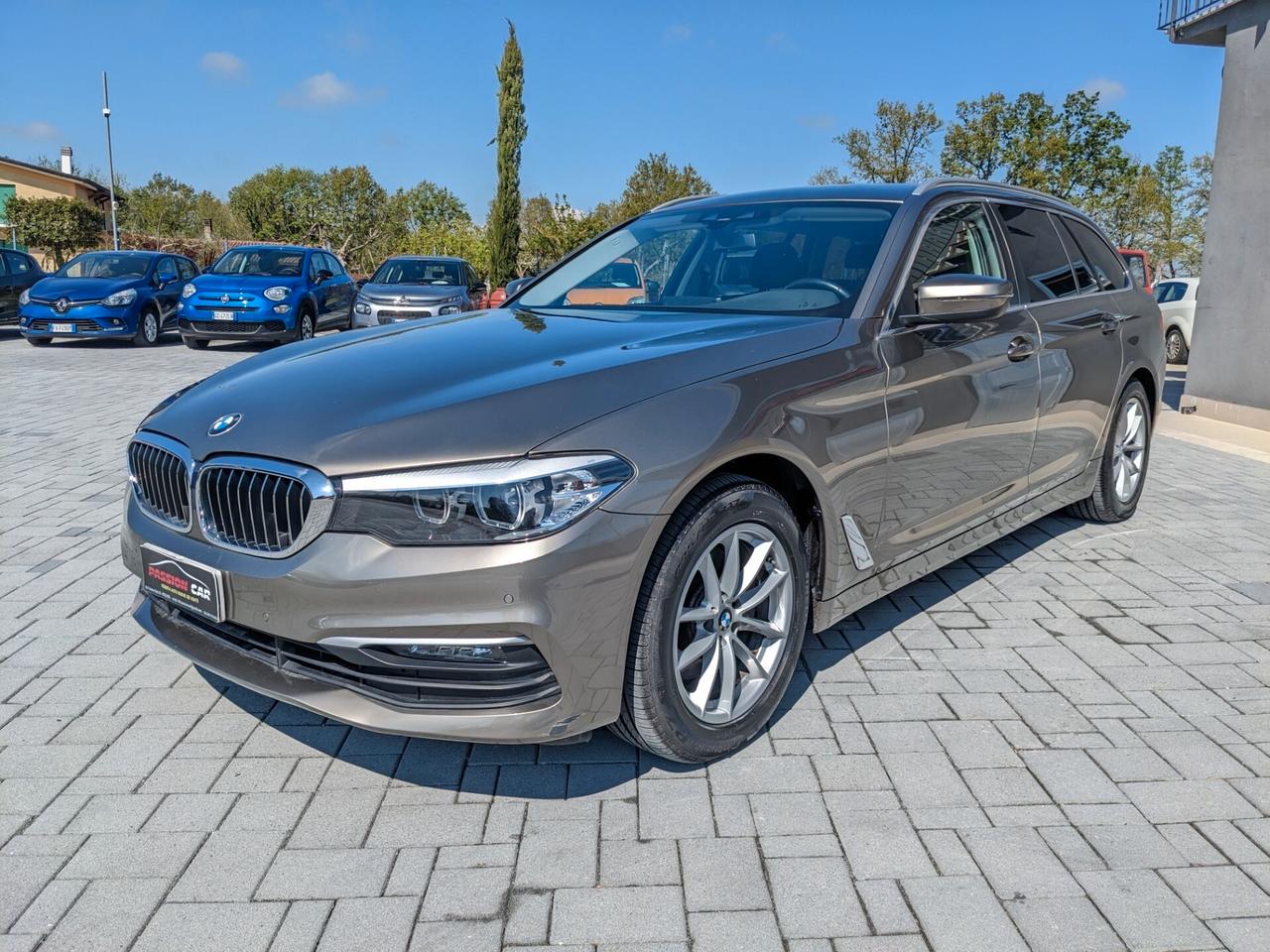 BMW 520d TOURING - AUTO - NAVI - UNIPRO