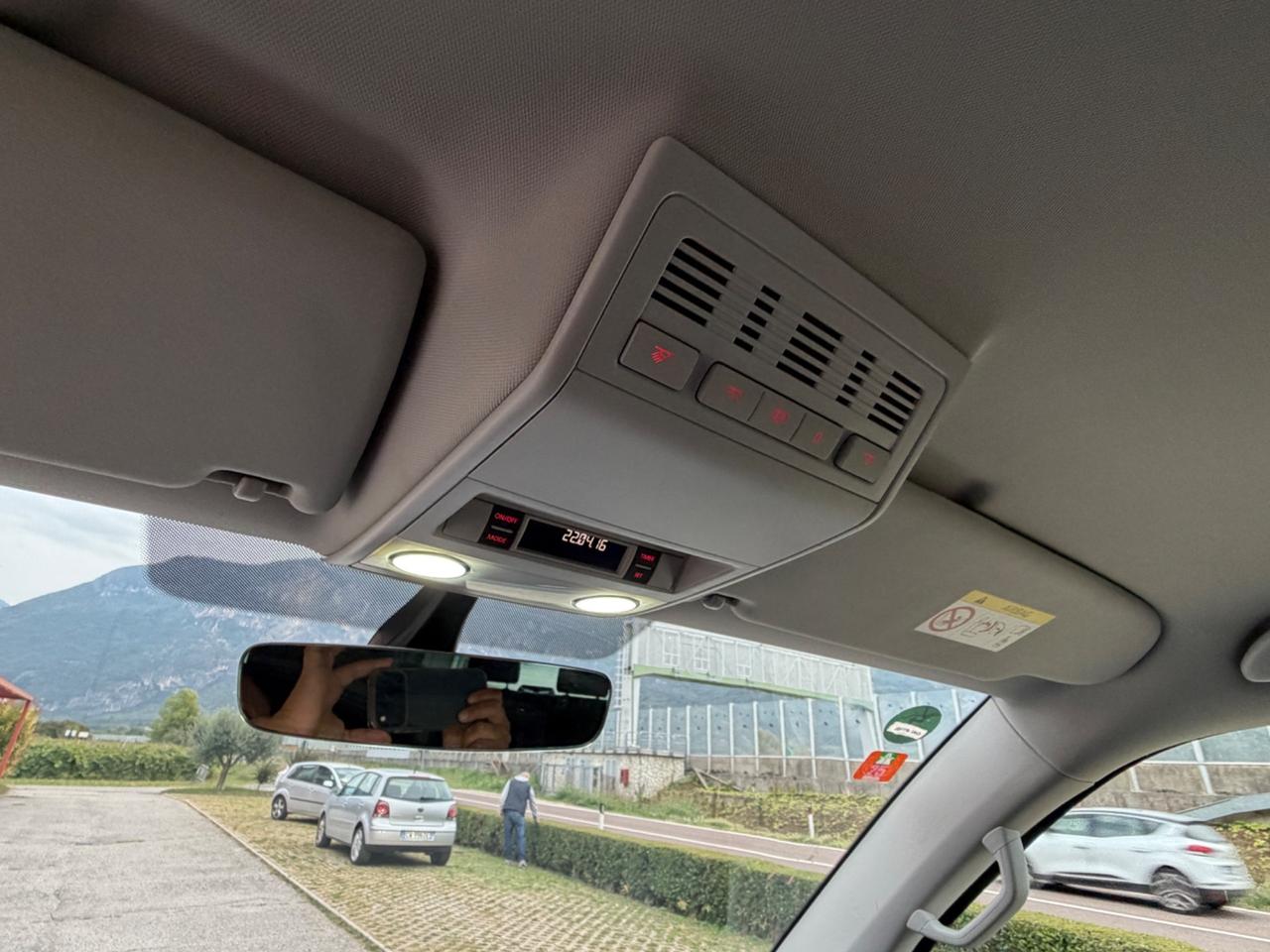 Volkswagen Multivan T6 - DSG 4x4 BULLI FULL