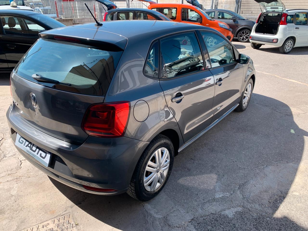 Volkswagen Polo 1.0 60Cv 5P. 2016