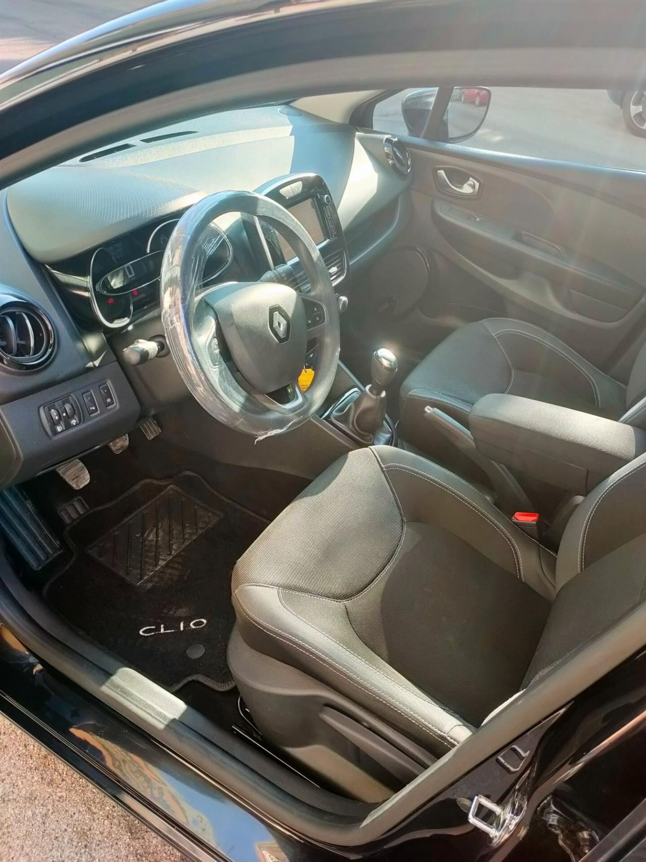 Renault Clio dCi 8V 75CV Start&Stop 5 porte Energy Zen