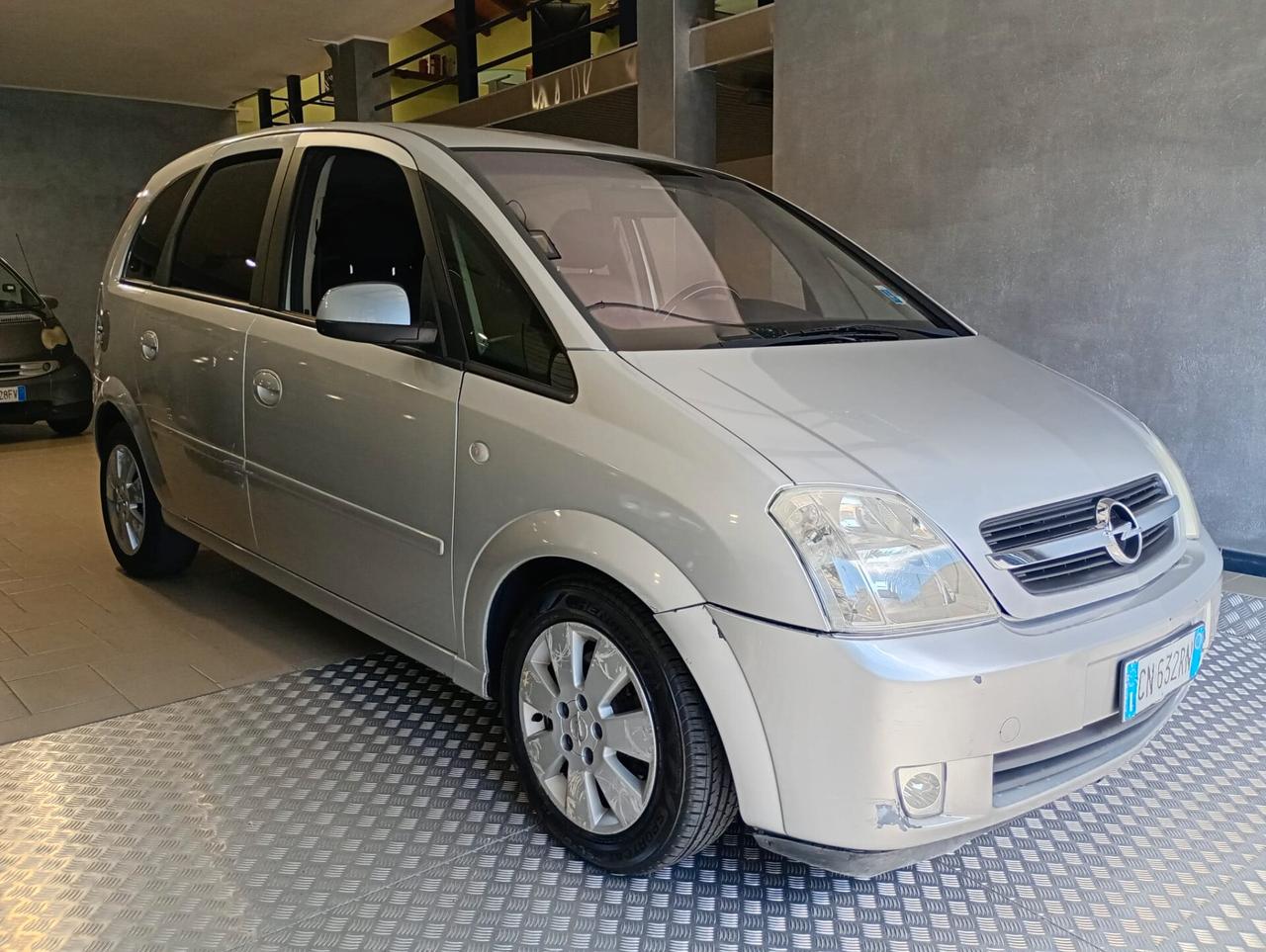 Opel Agila 1.3 CDTI 'Njoy