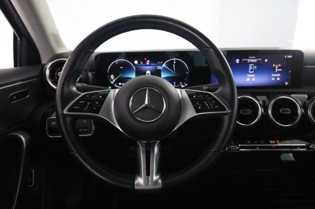 MERCEDES-BENZ A 180 A 200 d Automatic Progressive Advanced