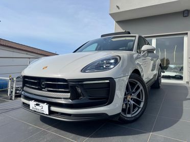 Porsche Macan 2.0 265cv colore gesso tetto uni pro