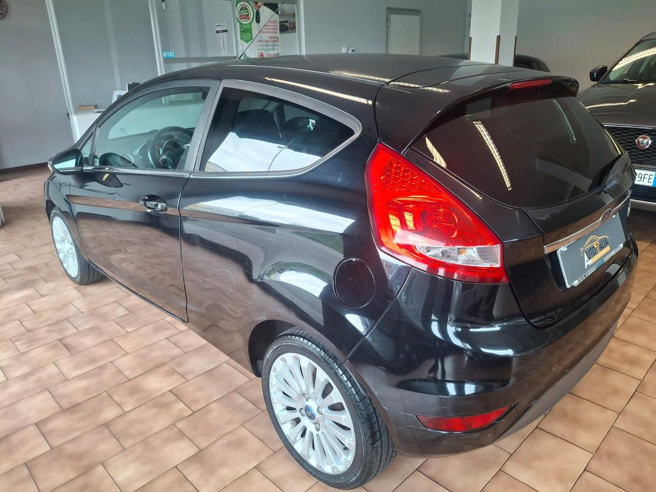 Ford Fiesta 3p 1.2 16v *NEOPATENTATI