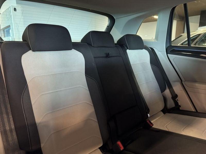 Volkswagen Tiguan 2.0 TDI SCR 110KW Elegance DSG