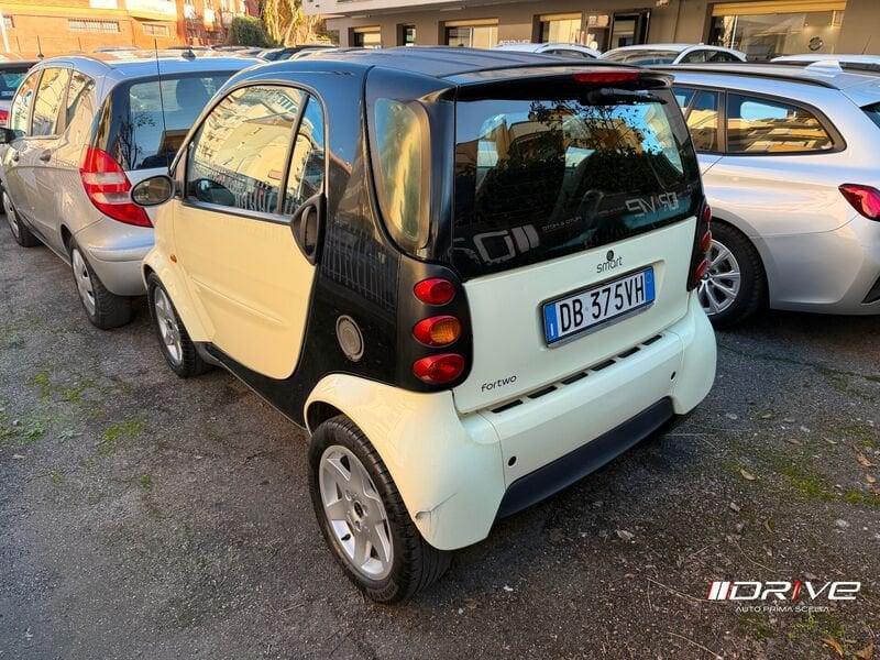 smart fortwo fortwo 700 coupé passion (45 kW)