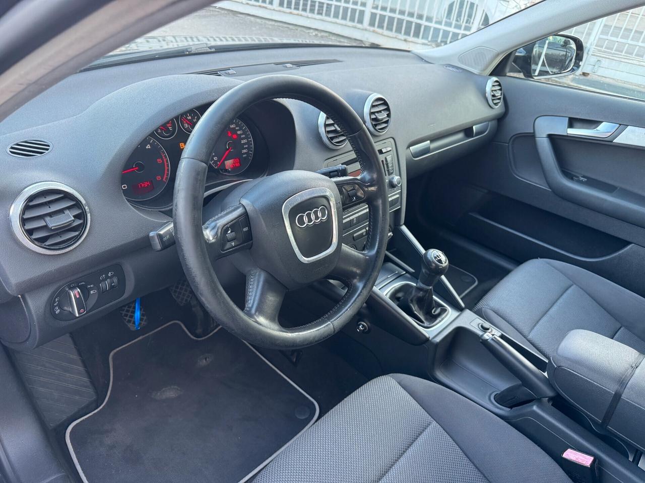 Audi A3 Sportback 1.6 TDI 90 CV F.AP Ambition