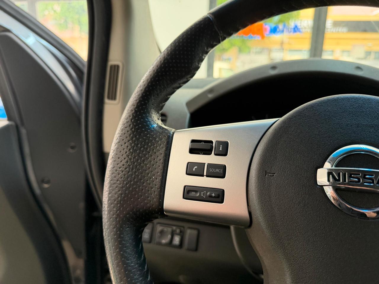 Nissan Navara 2.5 dCi 190CV 4 porte Double Cab Hard Top