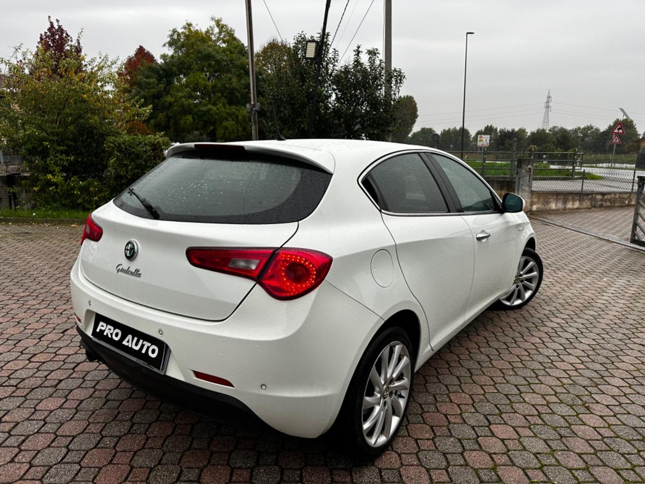 Alfa Romeo Giulietta 1.6 JTDm-2 105 CV