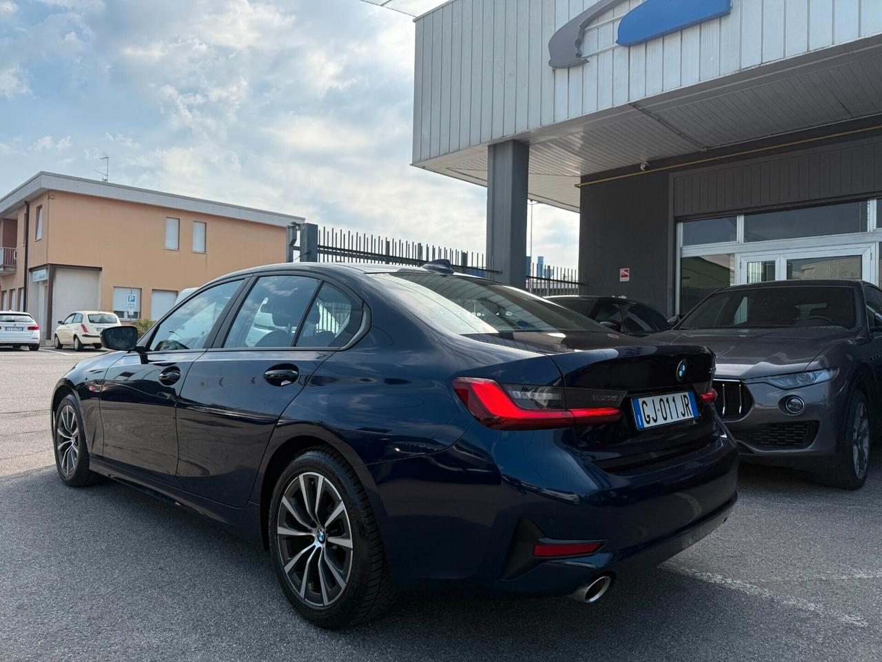 BMW 320 Berlina 320d mhev 48V Sport auto / SERVICE IN BMW