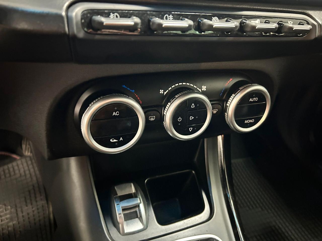 Alfa Romeo Giulietta 1.6 JTDm-2 2011