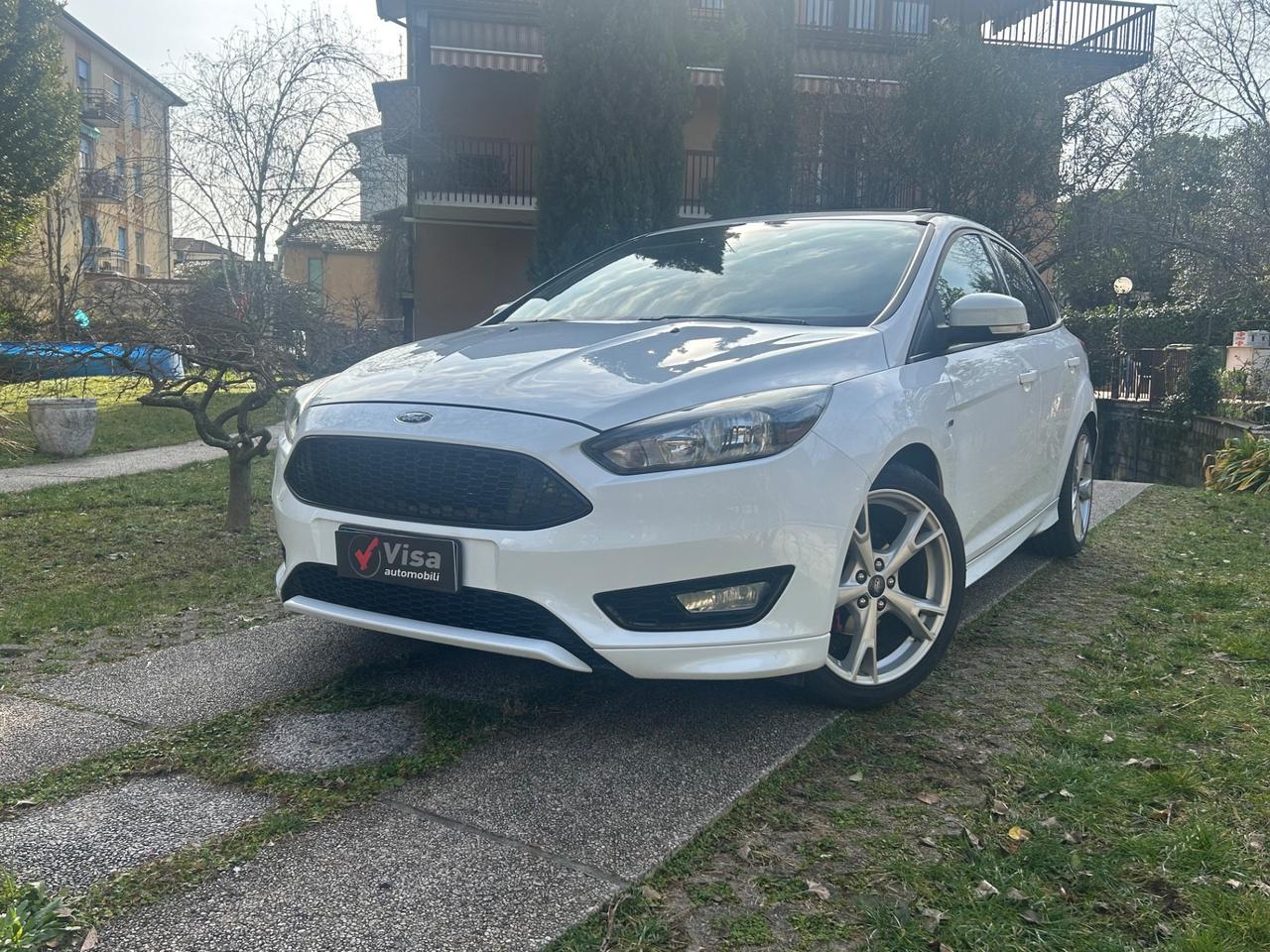 Ford Focus ST Line