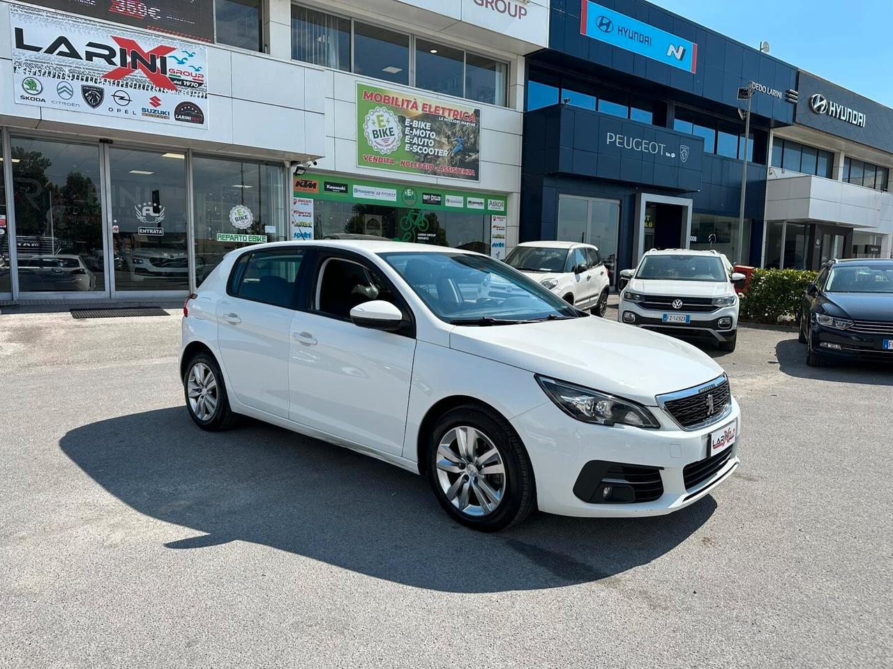 Peugeot 308 BlueHDi 120 S&S Business
