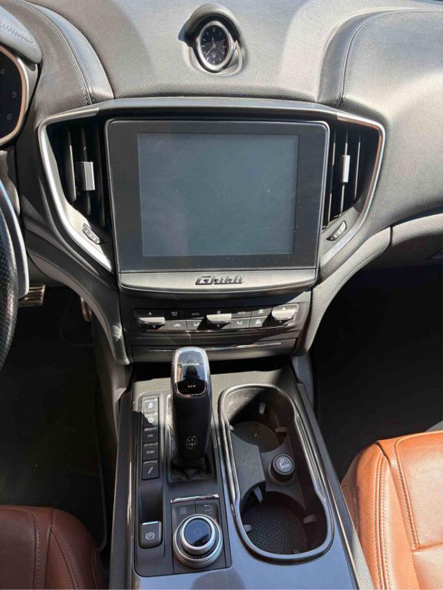 MASERATI Ghibli V6 Diesel Gransport