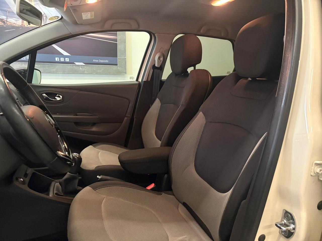 Renault Captur 1.500cc dCi 90cv Allestimento R-Link
