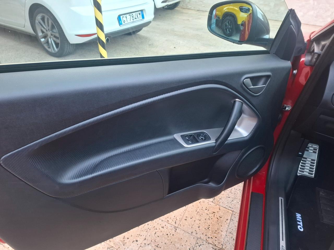 Alfa Romeo MiTo - 1.3 JTD, clima, cruise, pano, pelle, navi, 16"