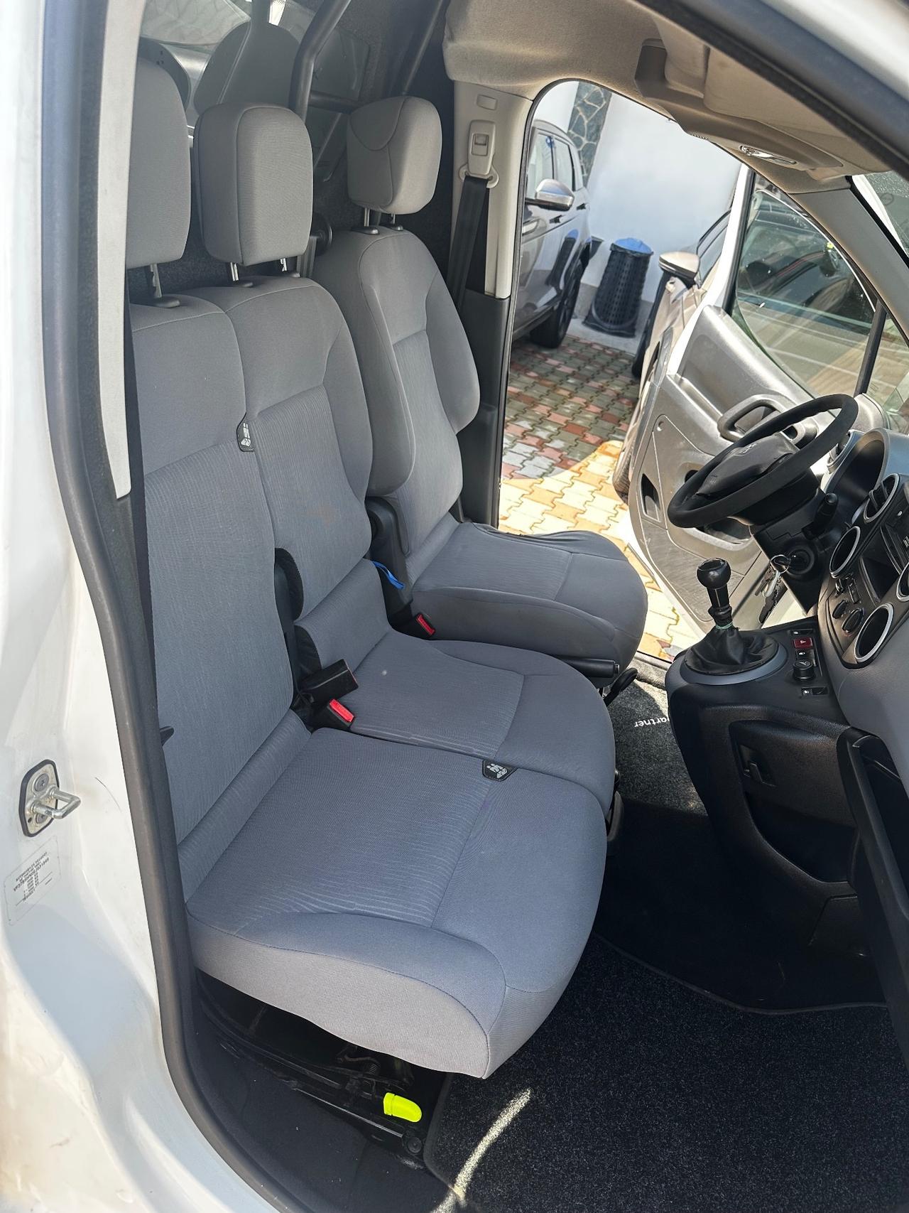 Peugeot Partner Tepee 1.6 HDi 92CV Active