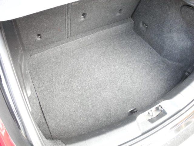 VOLVO V40 D2 1.6 D Kinetic - OK NEOPATENTATI - UNICO PROPR.