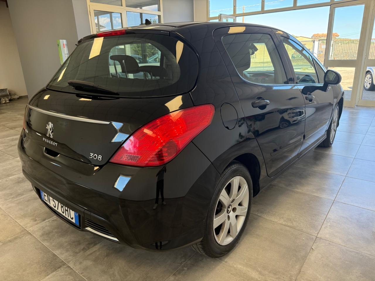 Peugeot 308 1.6 8V HDi 93CV 5p. Active