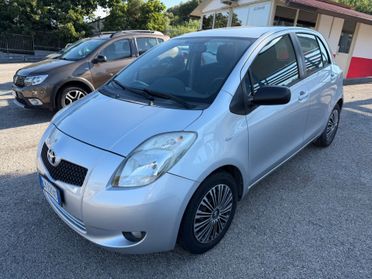 Toyota Yaris 1.3 5 porte Sol
