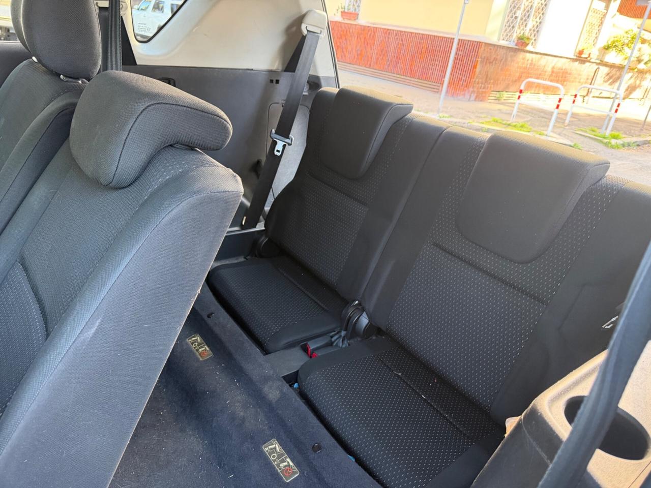 Toyota Corolla Verso 2.2 D 136cv