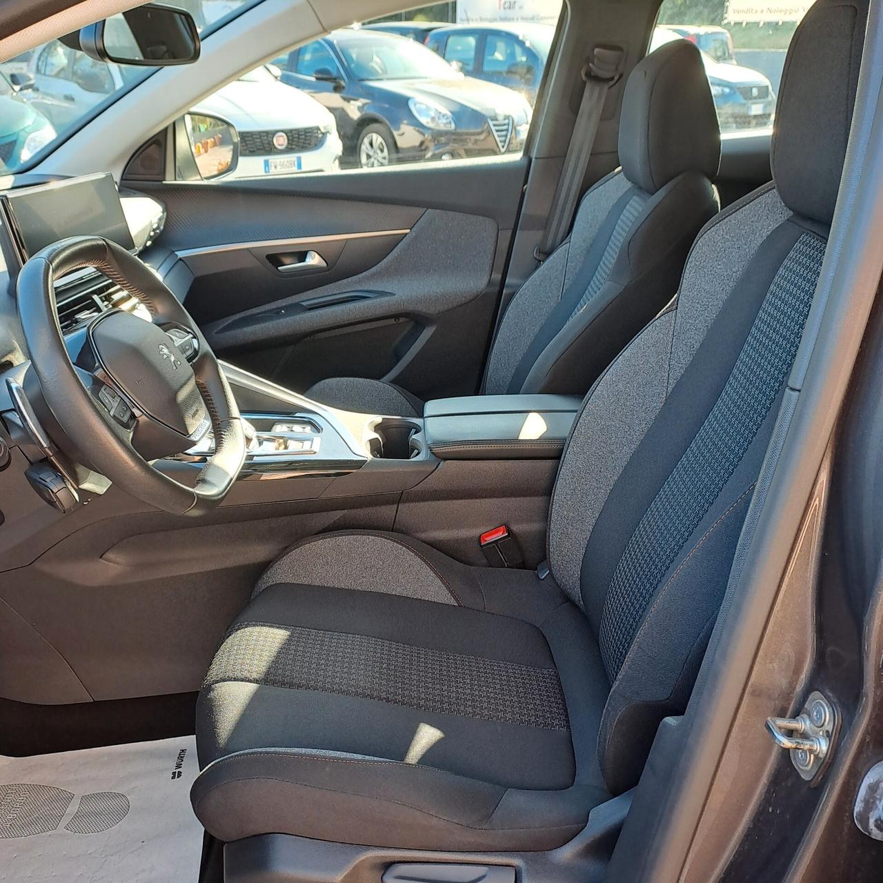 Peugeot 3008 1.5 Bluehdi 130 Cv Eat8 Business