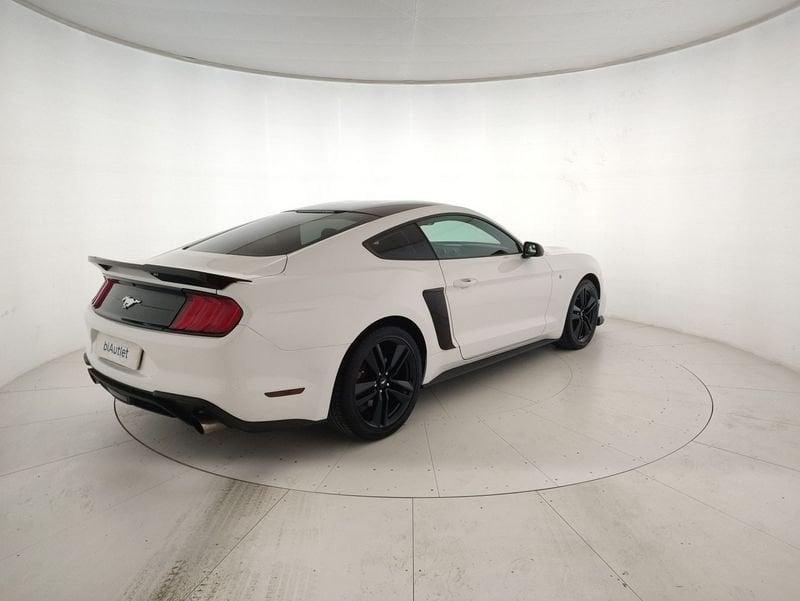 Ford Mustang Fastback 2.3 ecoboost 317cv auto