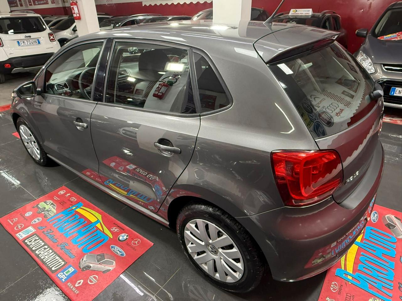 Volkswagen Polo 1.2 TDI 75cv Comfortline - 2011
