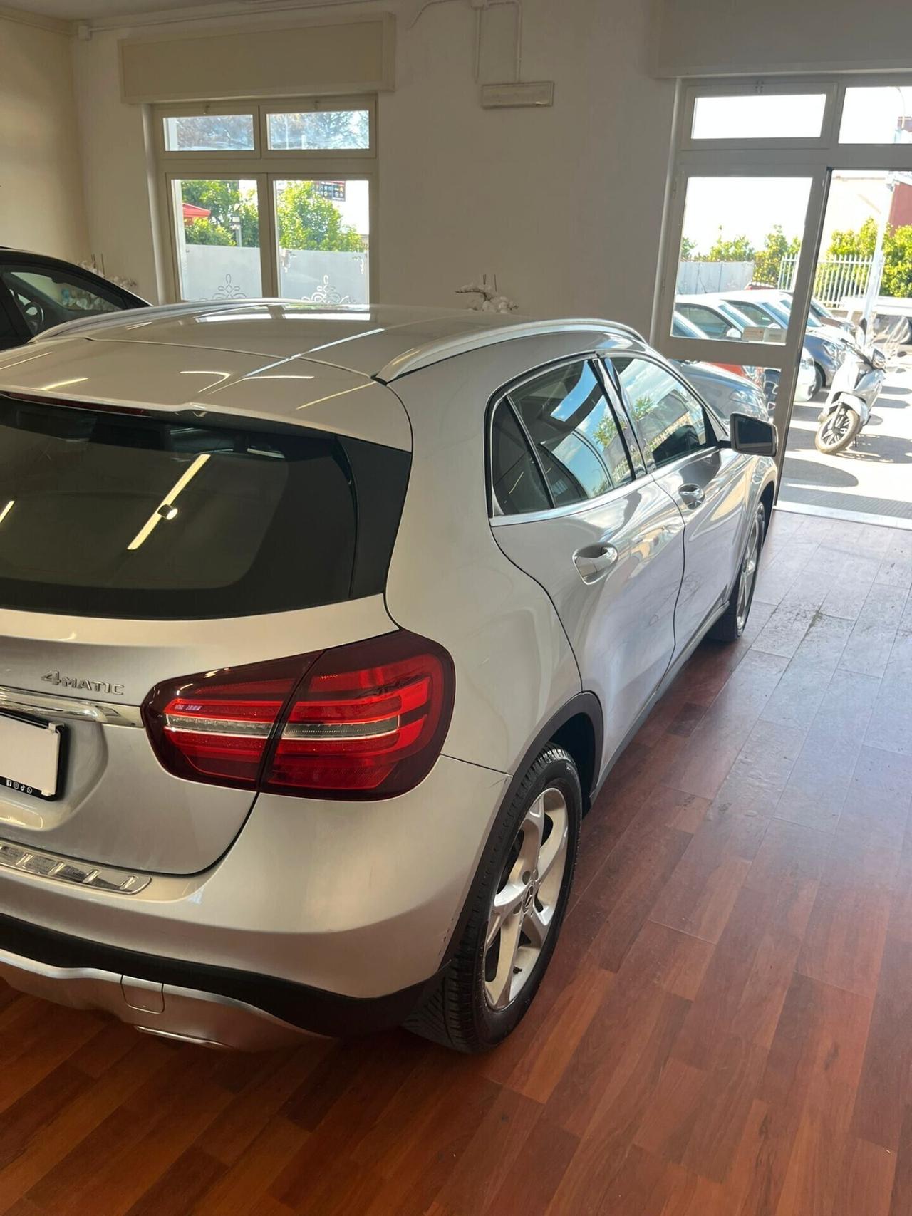 Mercedes-benz GLA 220 Automatic 4Matic Sport