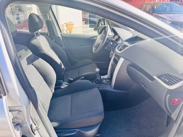 Peugeot 207 1.6 hdi 90 cv station wagon