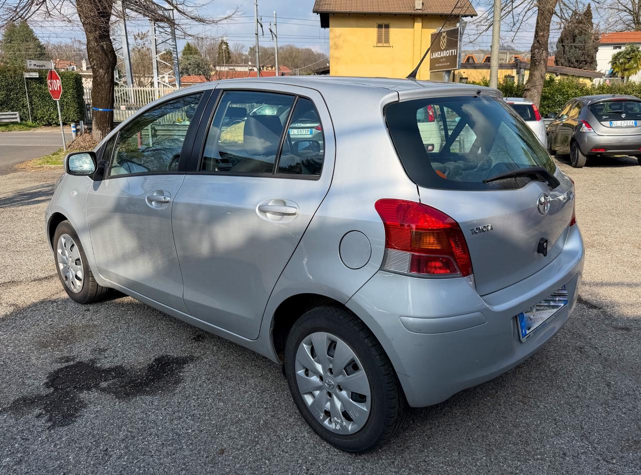 Toyota Yaris 1.3 5 porte