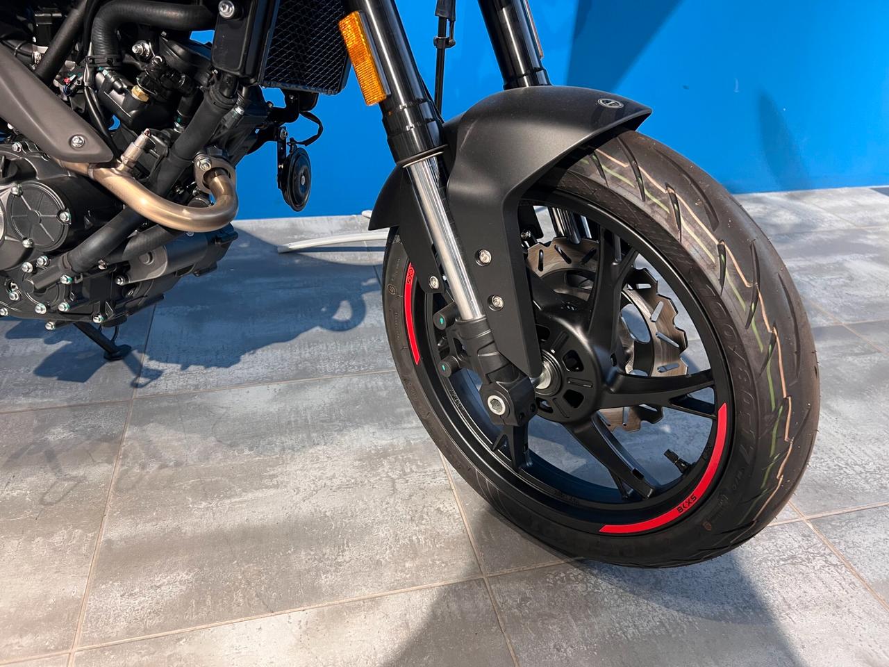 Benelli BX 125 S