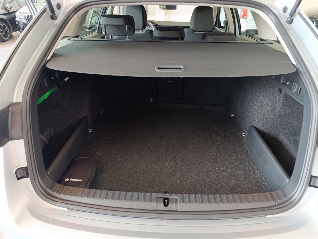 Skoda Octavia Wagon 2.0 tdi evo Ambition 115cv dsg
