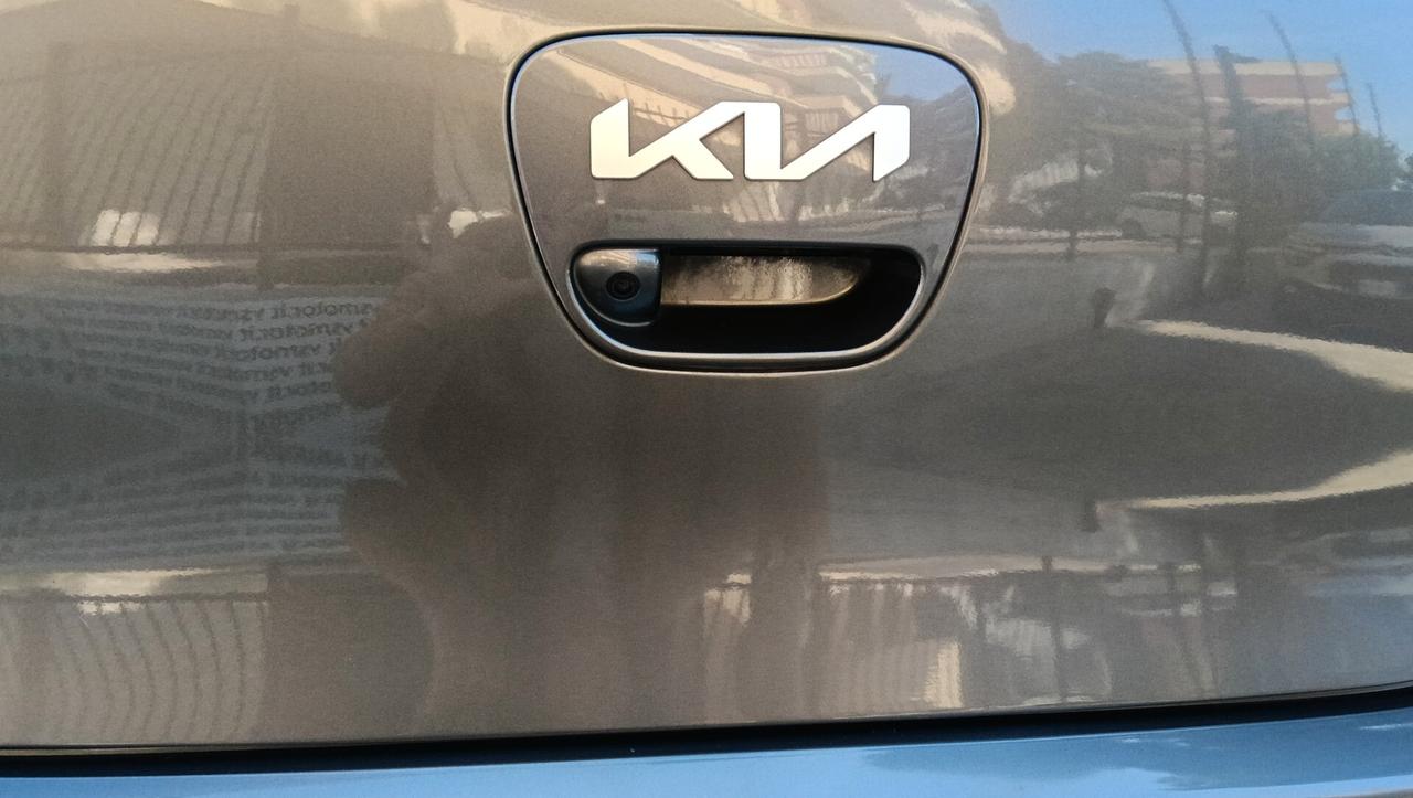 KIA PICANTO 1.0 BENZ-X LINE-AUTO-RETROC