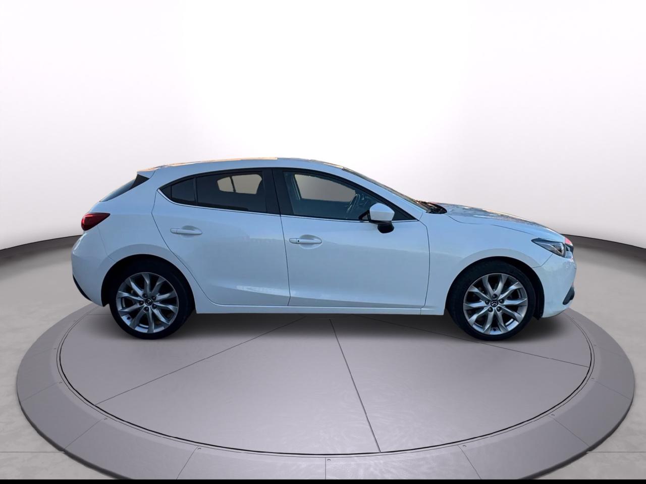 Mazda 3 skyactiv 1.5 tdi anno 2017