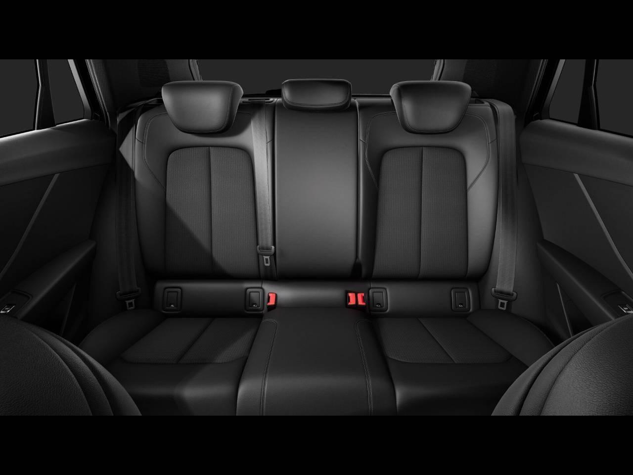 AUDI Q2 35 TFSI S-TRONIC S-LINE