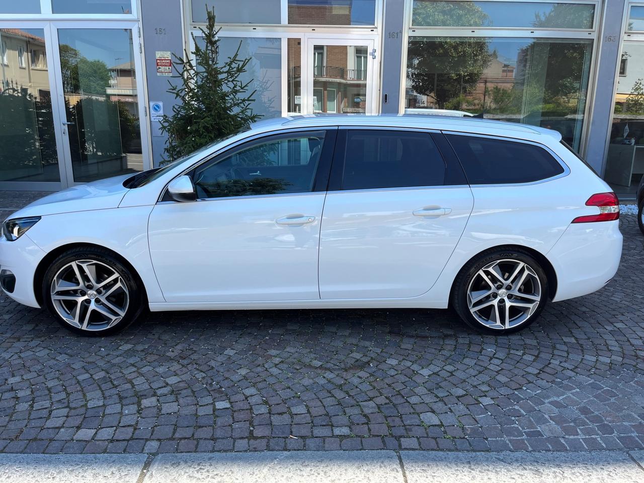 Peugeot 308 BlueHDi 120 S&S SW GT Line