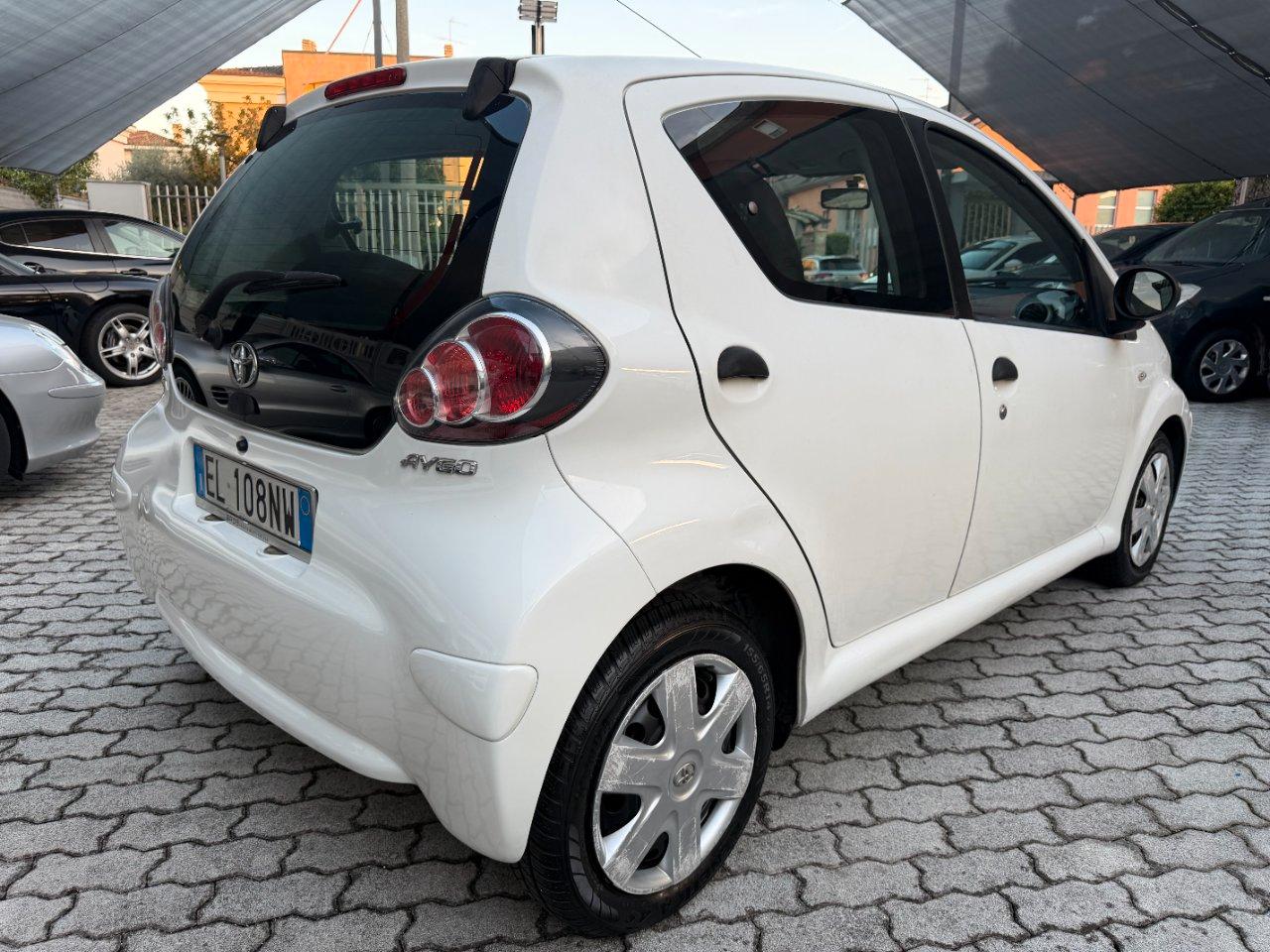 Toyota Aygo 5 Porte Aygo 5p 1.0 Sol Connect IDONEA NEOPATENTATI