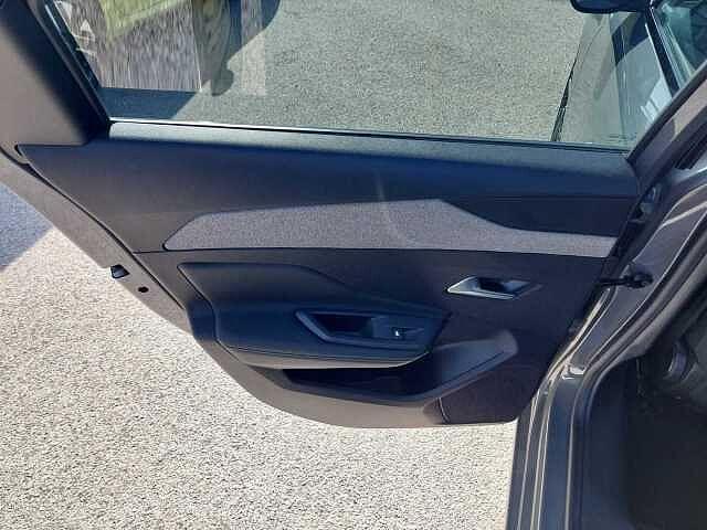 Peugeot 308 BlueHDi 130 S&S EAT8 SW Allure