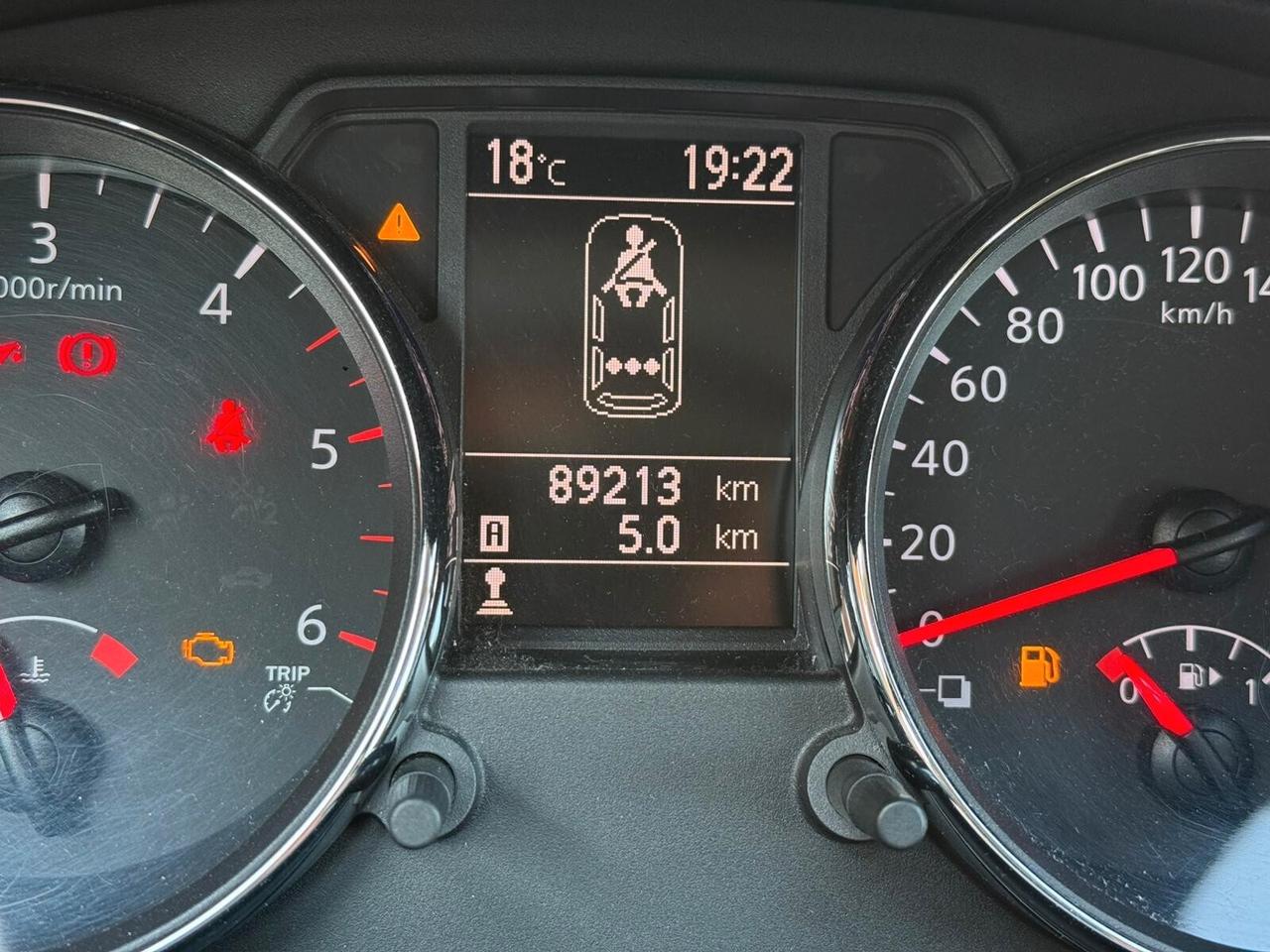 Nissan Qashqai 1.6 dci Tekna 89.000 KM 4WD