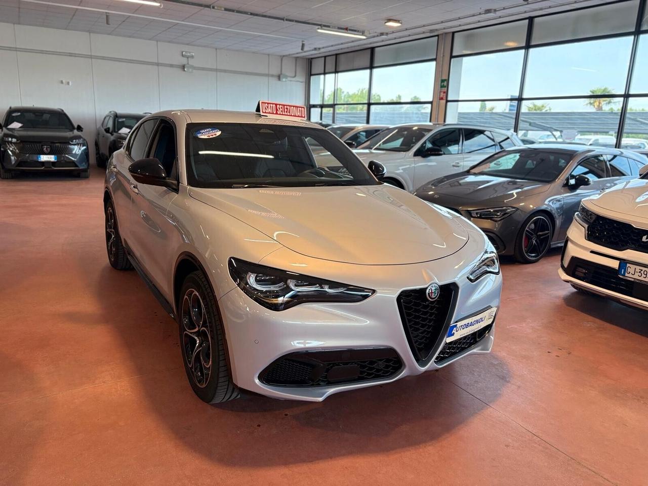 Alfa Romeo Stelvio VELOCE 2.2 Turbodiesel AT8 Q4 SPOTICAR