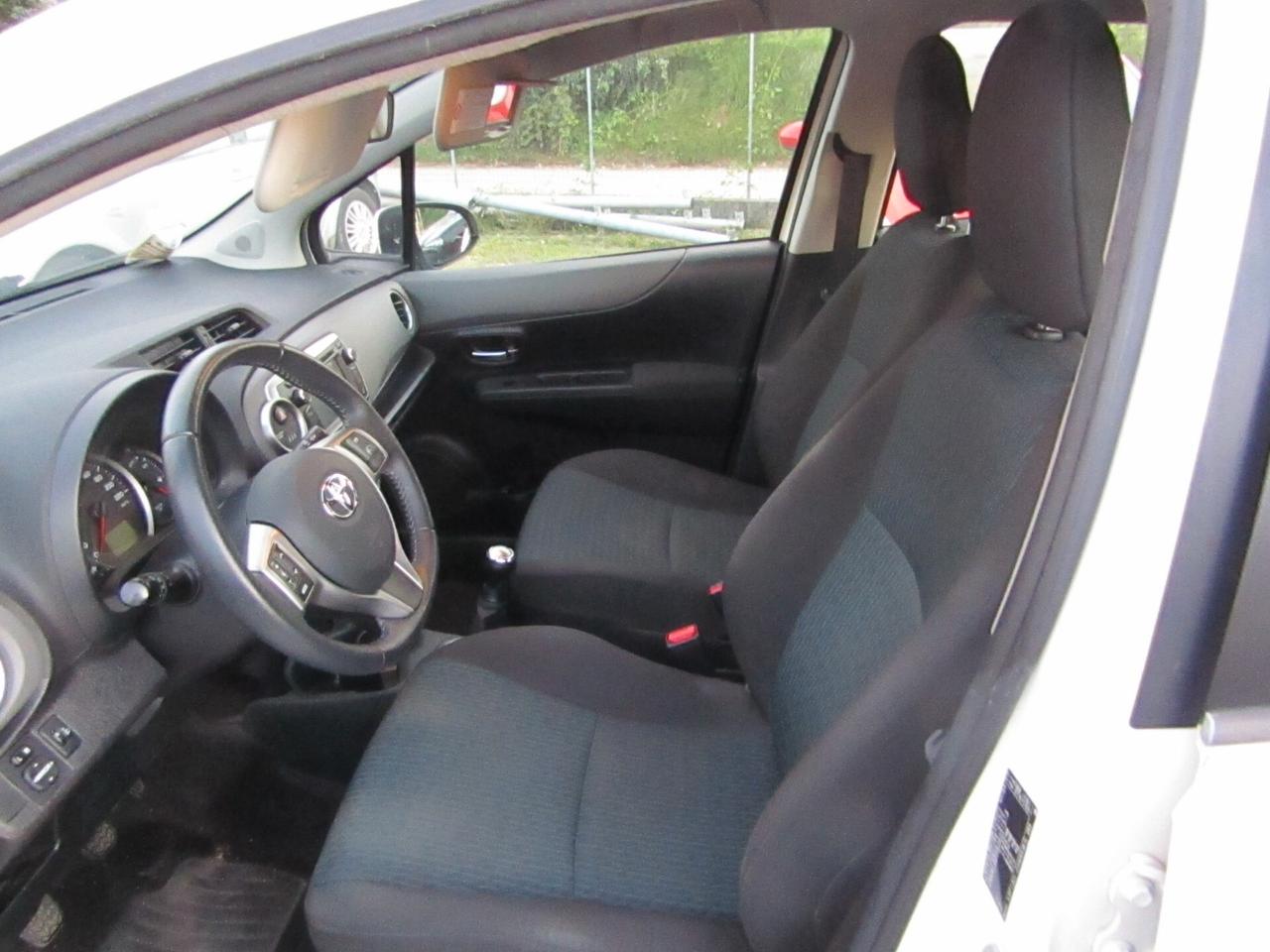 Toyota Yaris 1.0 5 porte uniproprietaria