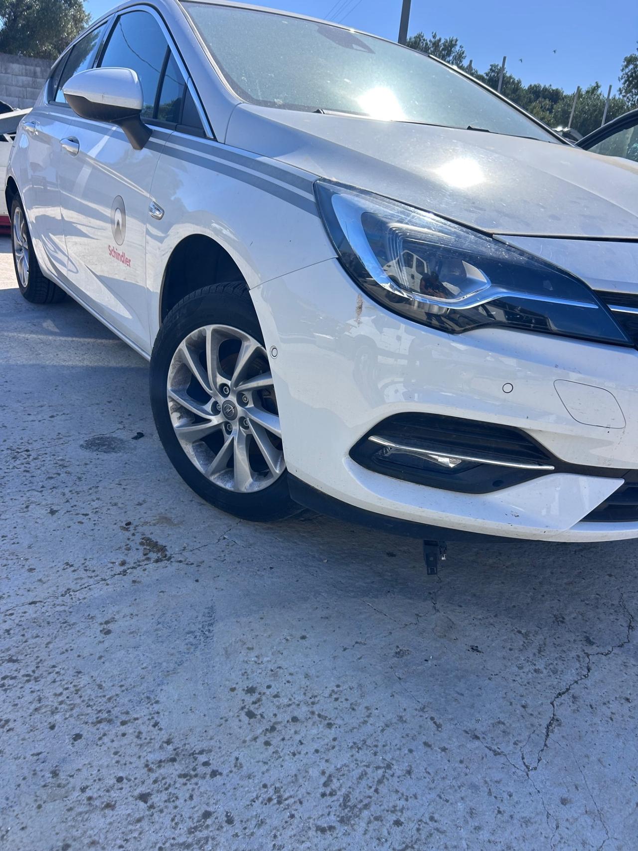 Opel Astra 1.5 CDTI 122 CV S&S 5 porte Business Elegance