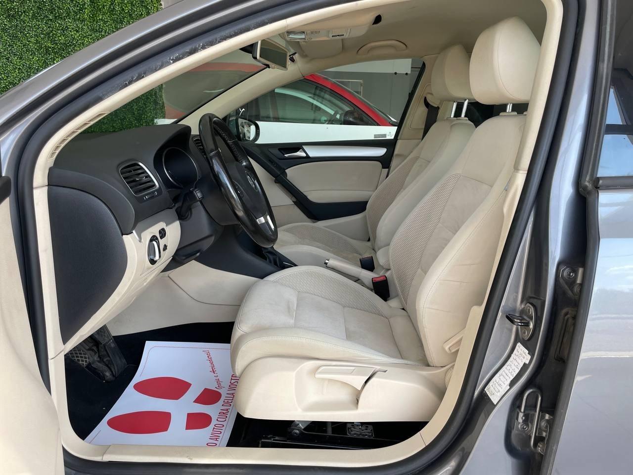 Volkswagen Golf VI - Interni in Alcantara